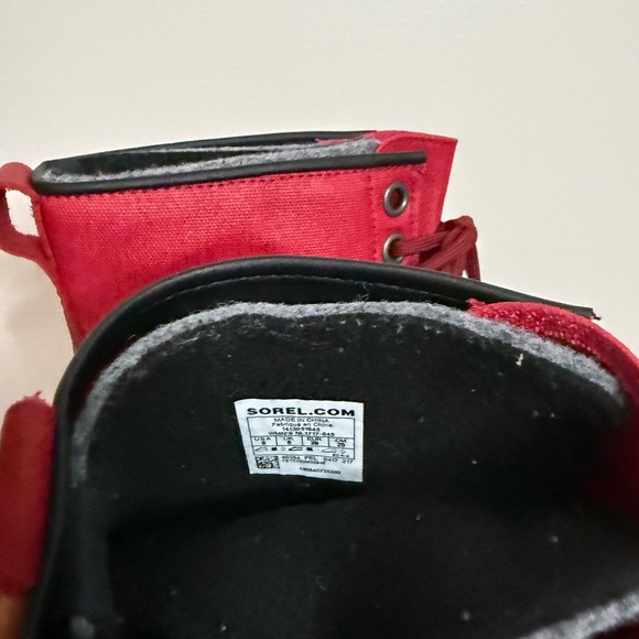 Sorel 1964 premium CVS winter boots Red and Black Lace-Up Boots size 8 - Picture 8 of 11